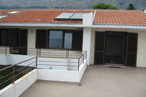 eingang-von-terrasse-omis