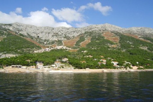 berge-auf-der-insel-hvar